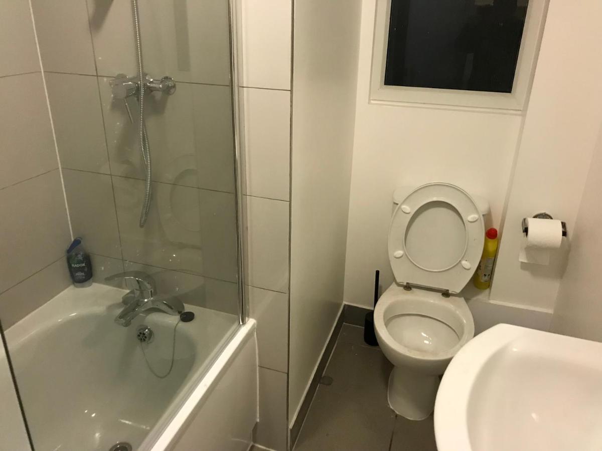 West Kensington 3 bedroom Apartment Londen Buitenkant foto